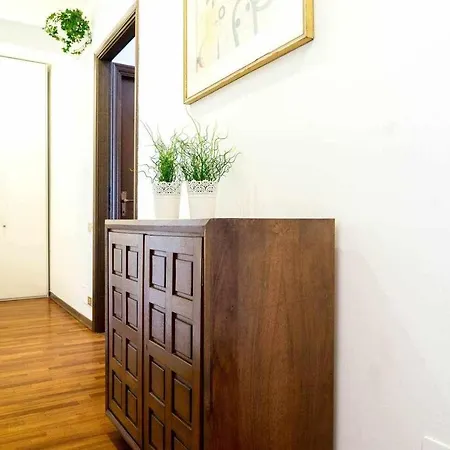 Ma08a - Beautiful Flat With Terrace In P.ta Nuova شقة