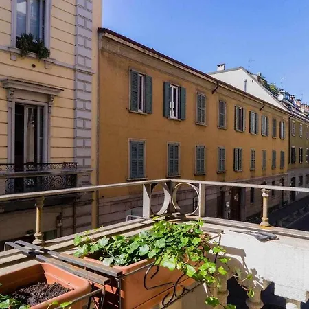Ma08a - Beautiful Flat With Terrace In P.ta Nuova شقة